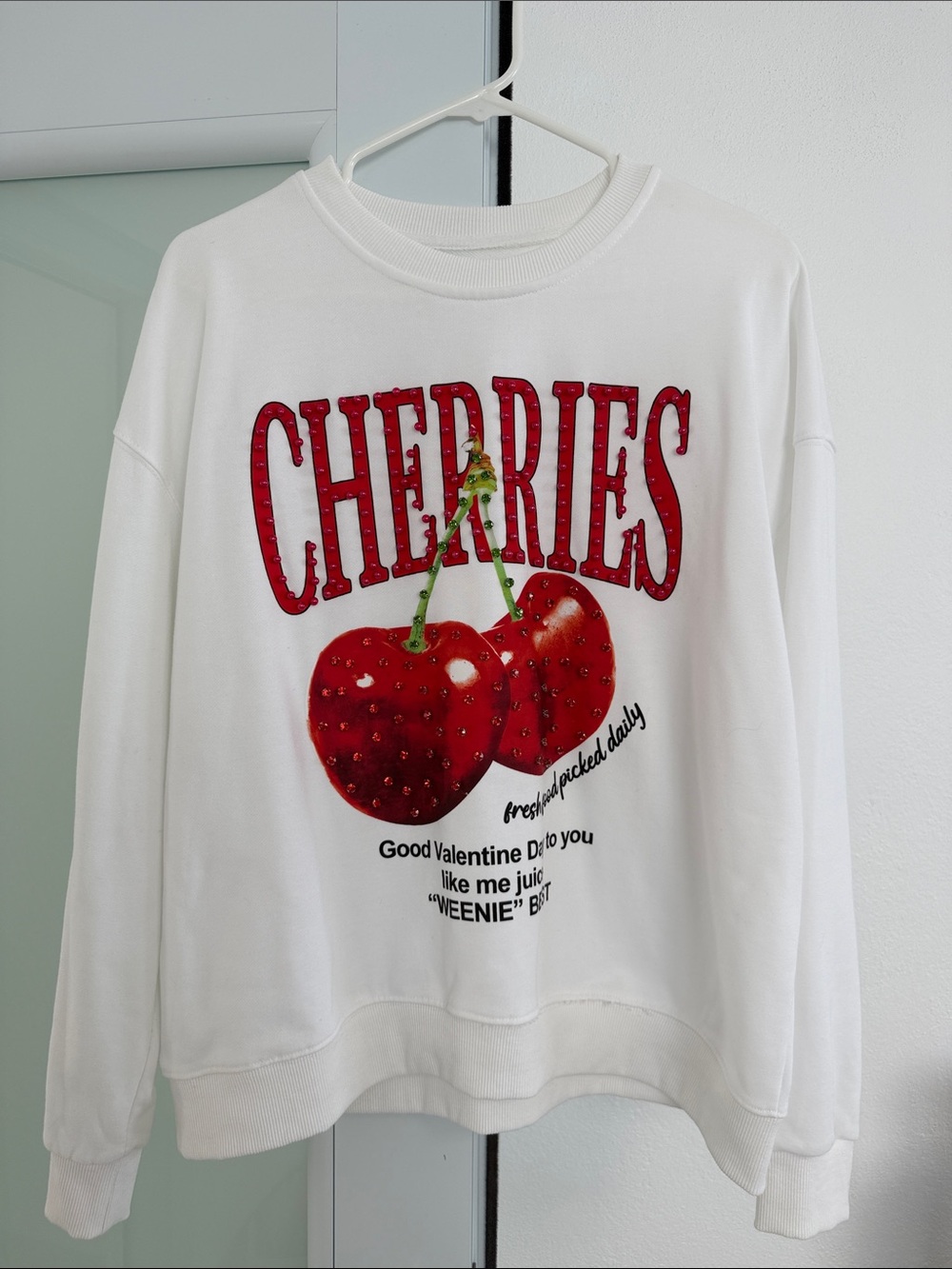 Cherries Graphic White Sweatshirt - Unbranded